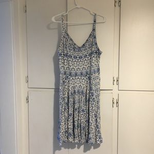 Beautiful blue and white Cynthia Rowley dress
